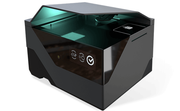 Osmond: Cititor avansat de pașapoarte